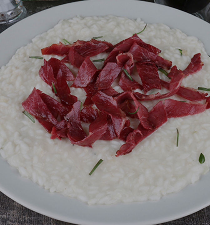 Füme Kaburga ve Taze Baharatlı Risotto